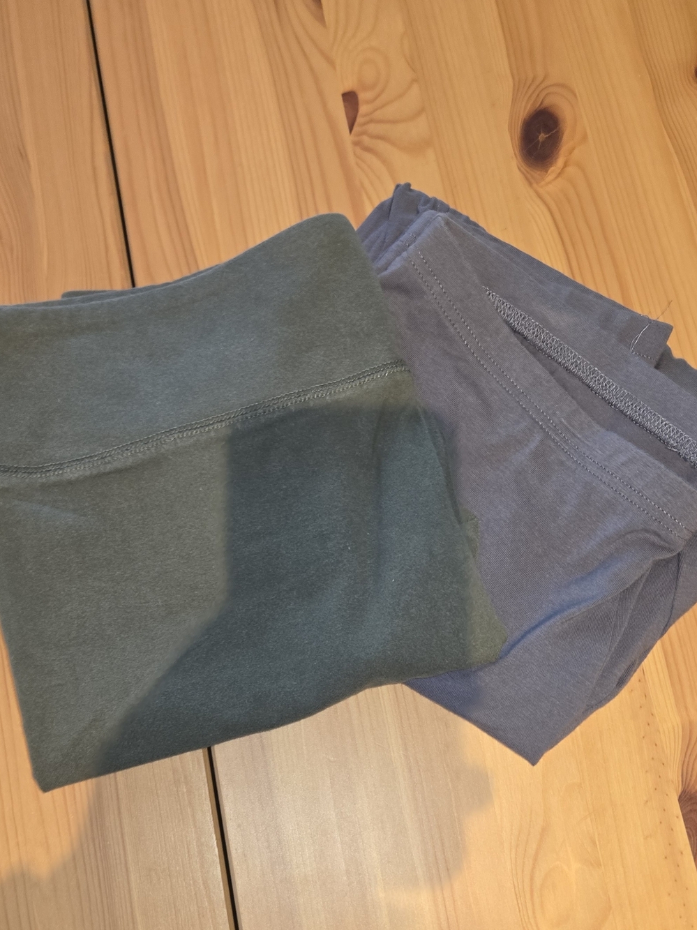 Lot Of 2 Cropped Capri Leggings XL 1X Stretch Cotton Olive Green Charcoal Gray
